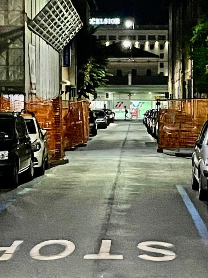 Stop&go Station House Self Check In - Fiera Alta Velocita' Appartement