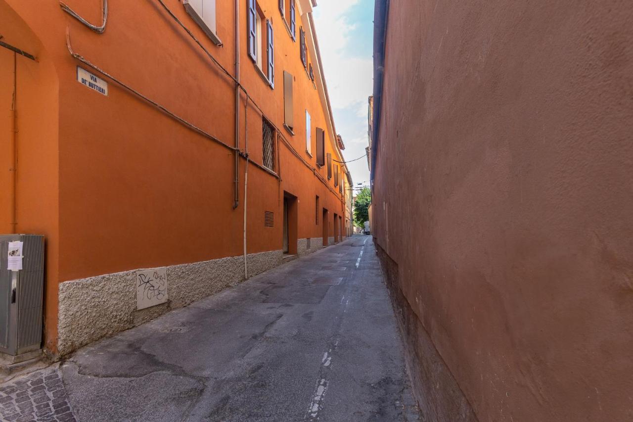 W/terrace 10 Min Walk From Piazza S.stefano * Bolonha