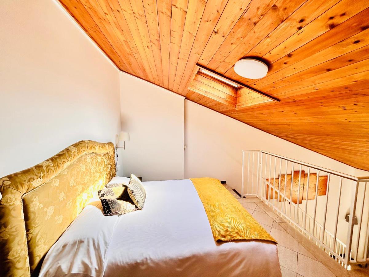 Apartment Falcone 22 *