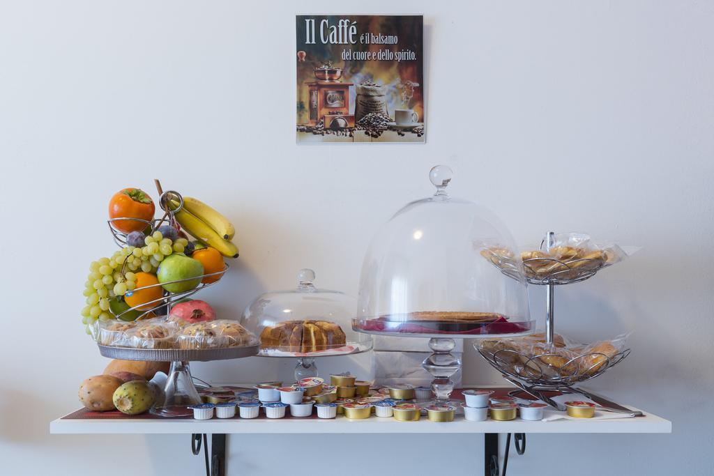Central Avenue Bed & Breakfast Bologna