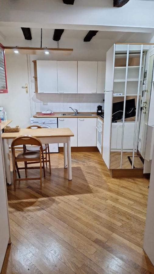 Appartement Historic Center - With 2 Single Beds *