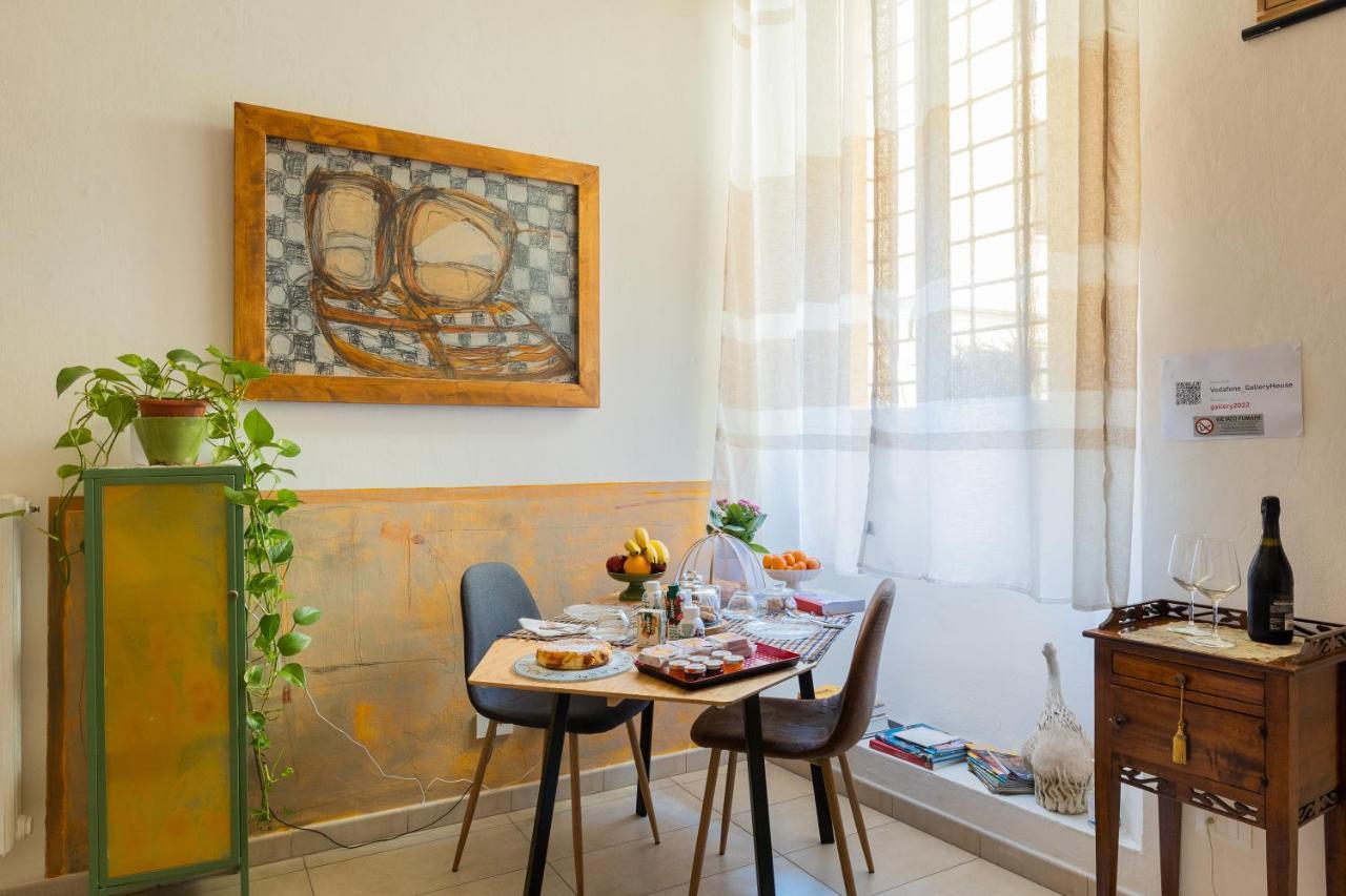 Belle Arti Gallery House Couette-café *