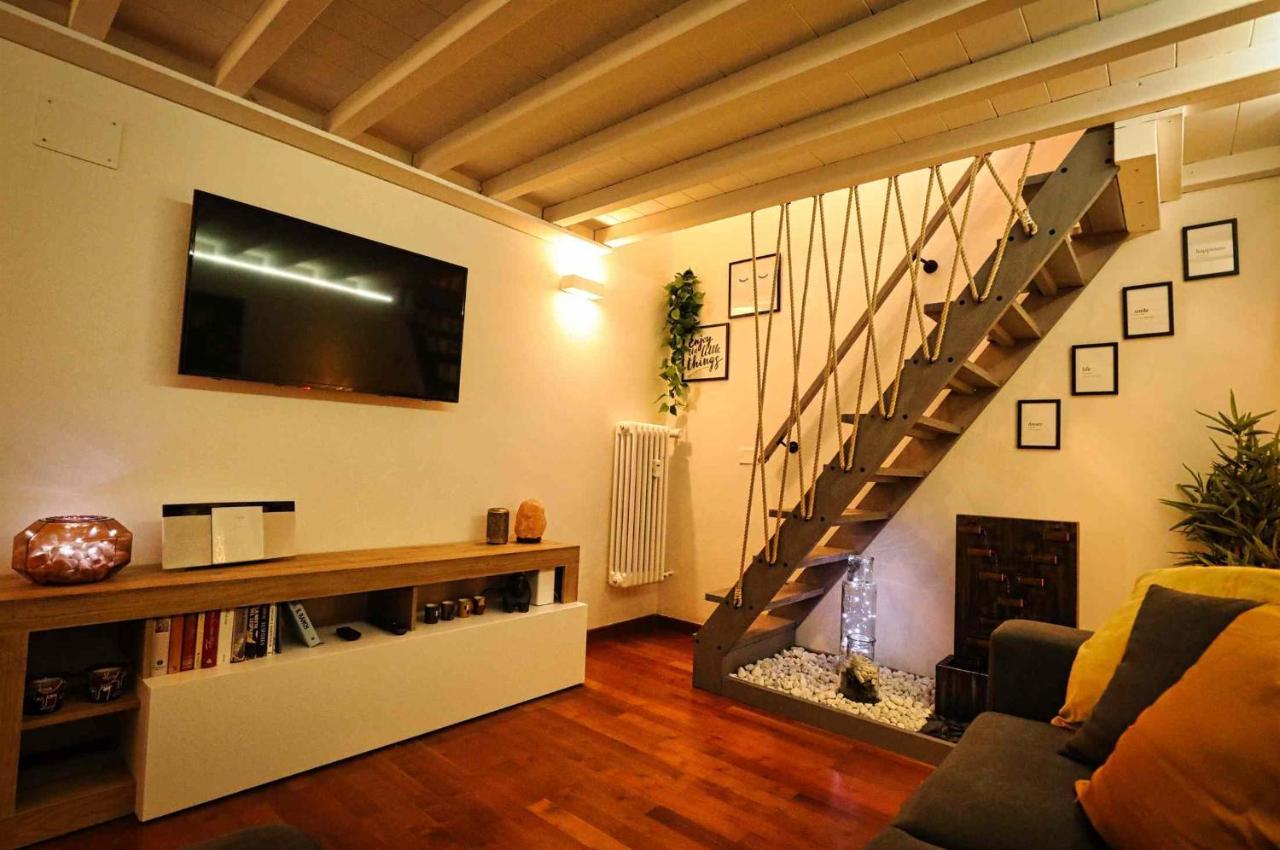 Apartment House *