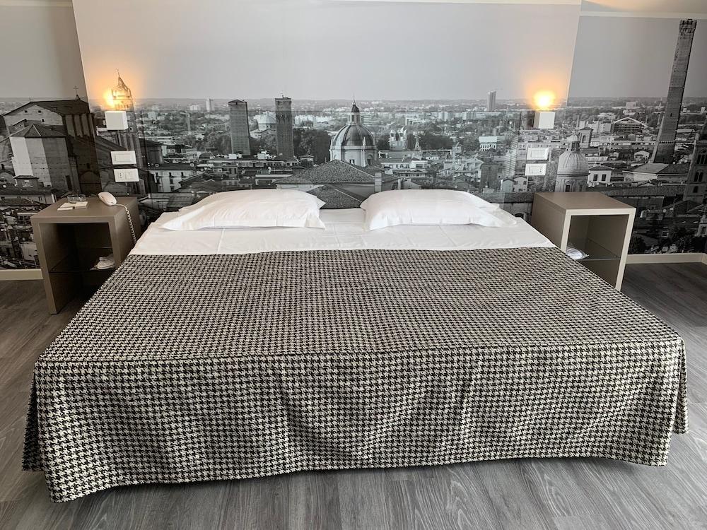 Savoia Regency 4*