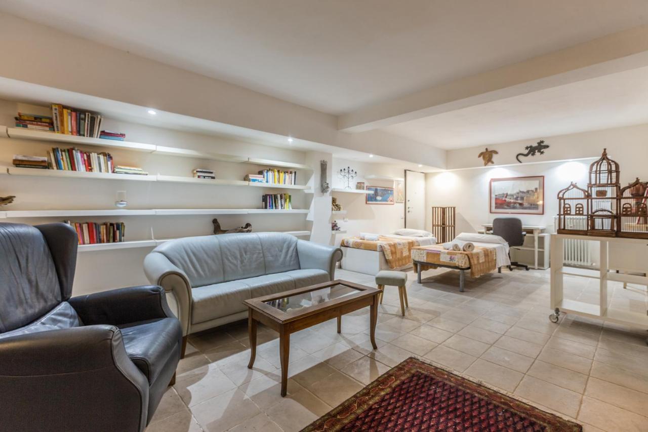 Apartamento All'ombra Della Luna, By Short Holidays