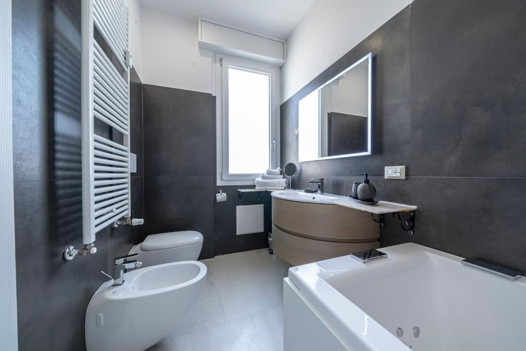Via Indipendenza - Attico Di Lusso Con Piscina Appartement *