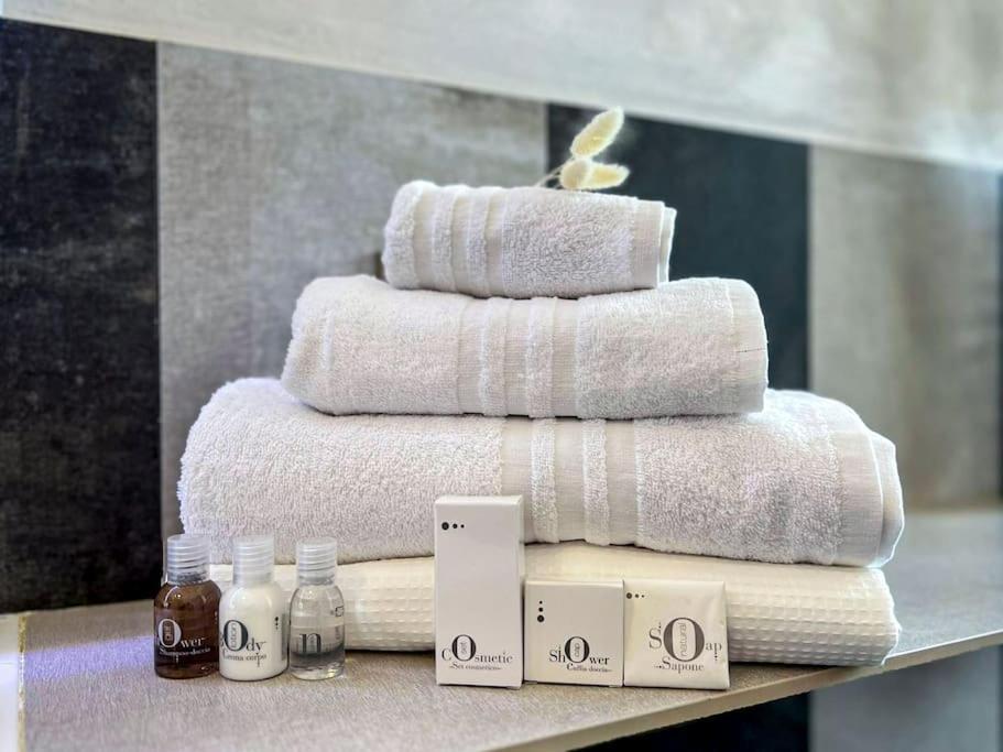 Via Indipendenza - Attico Di Lusso Con Piscina Appartement Bologna