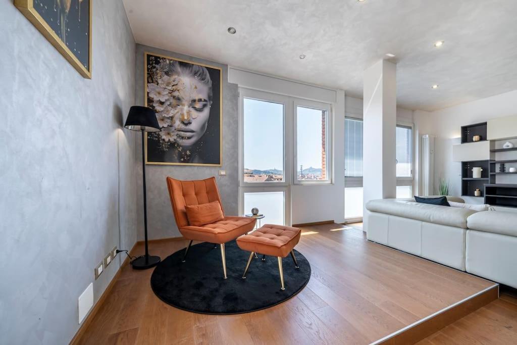 Via Indipendenza - Attico Di Lusso Con Piscina Appartement Bologna