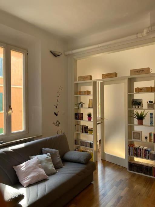 Mercante In Fiera Bo Con Posto Auto Appartement
