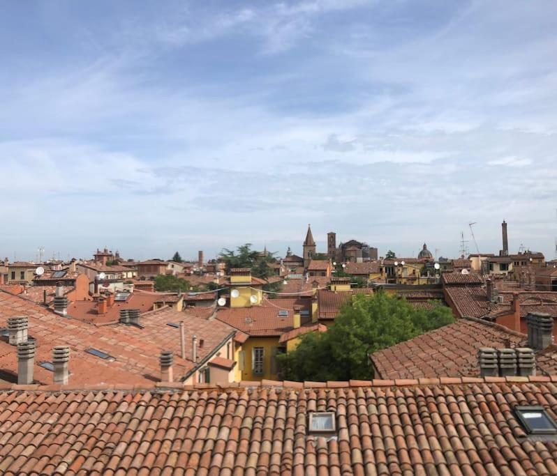 Romantic Attic With Panoramic View * Bologna