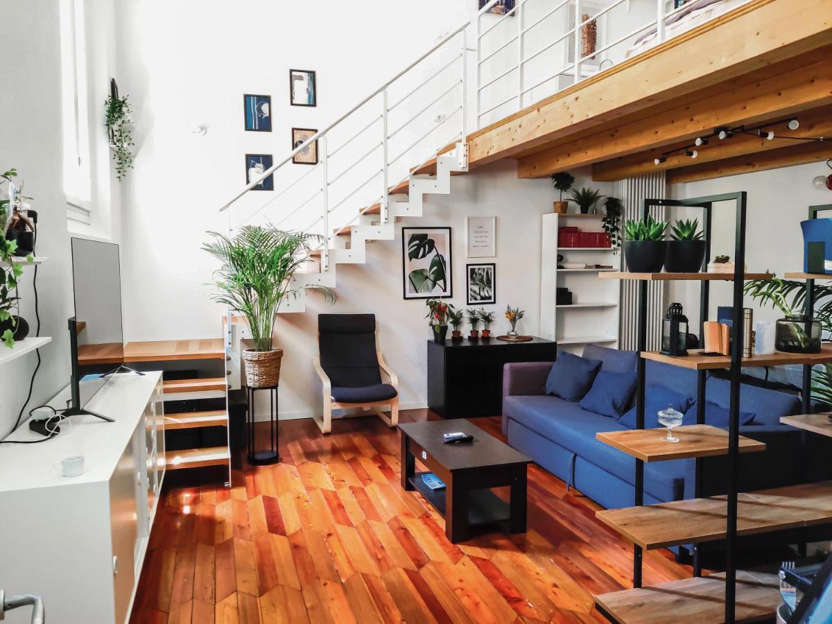 Apartamento Accogliente Loft In Palazzo Storico