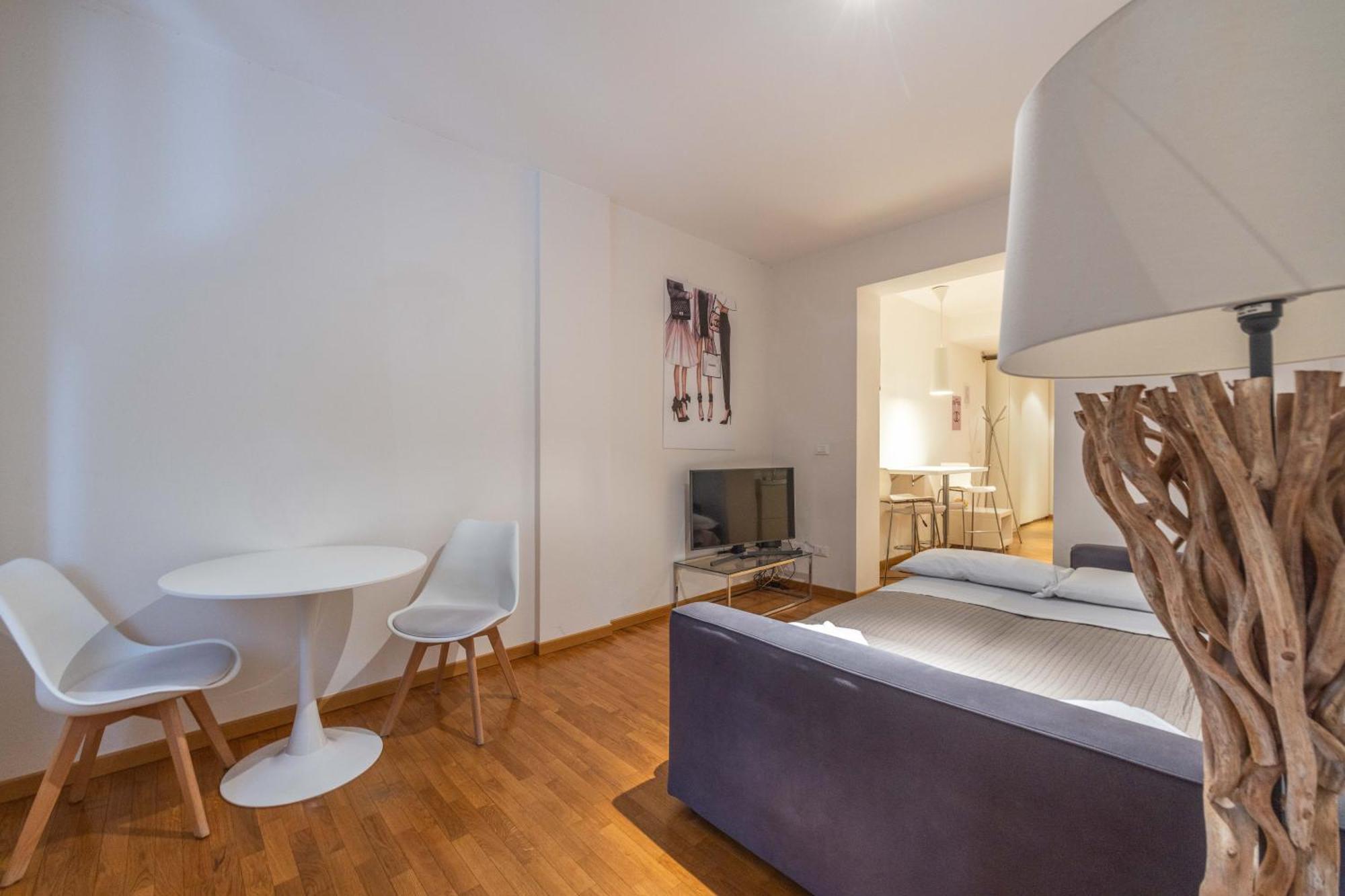 Maison Chanel, By Short Holidays Apartment
