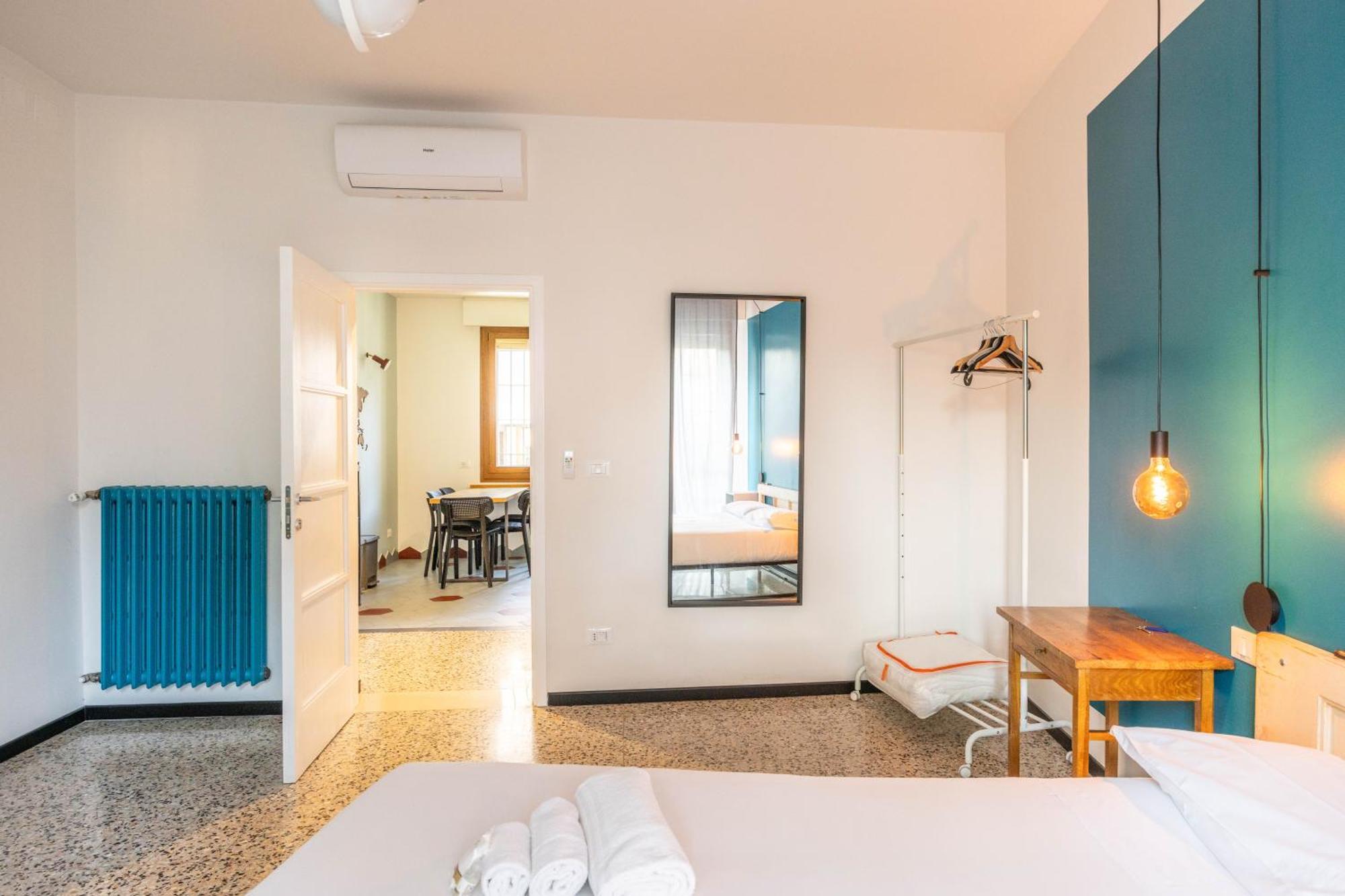 Bartoli Holidays, By Short Holidays Guest house