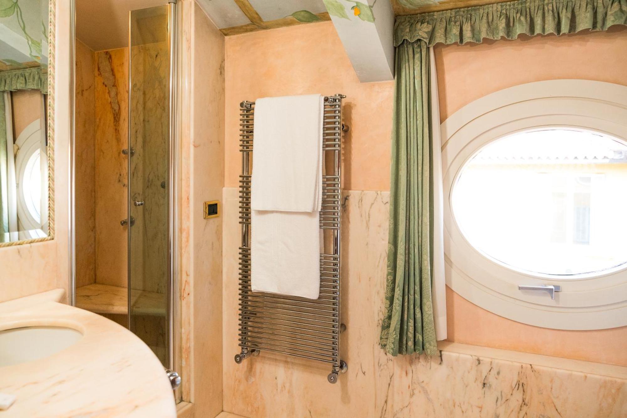 Carbonesi Luxury - Centro Storico Appartement Bologne