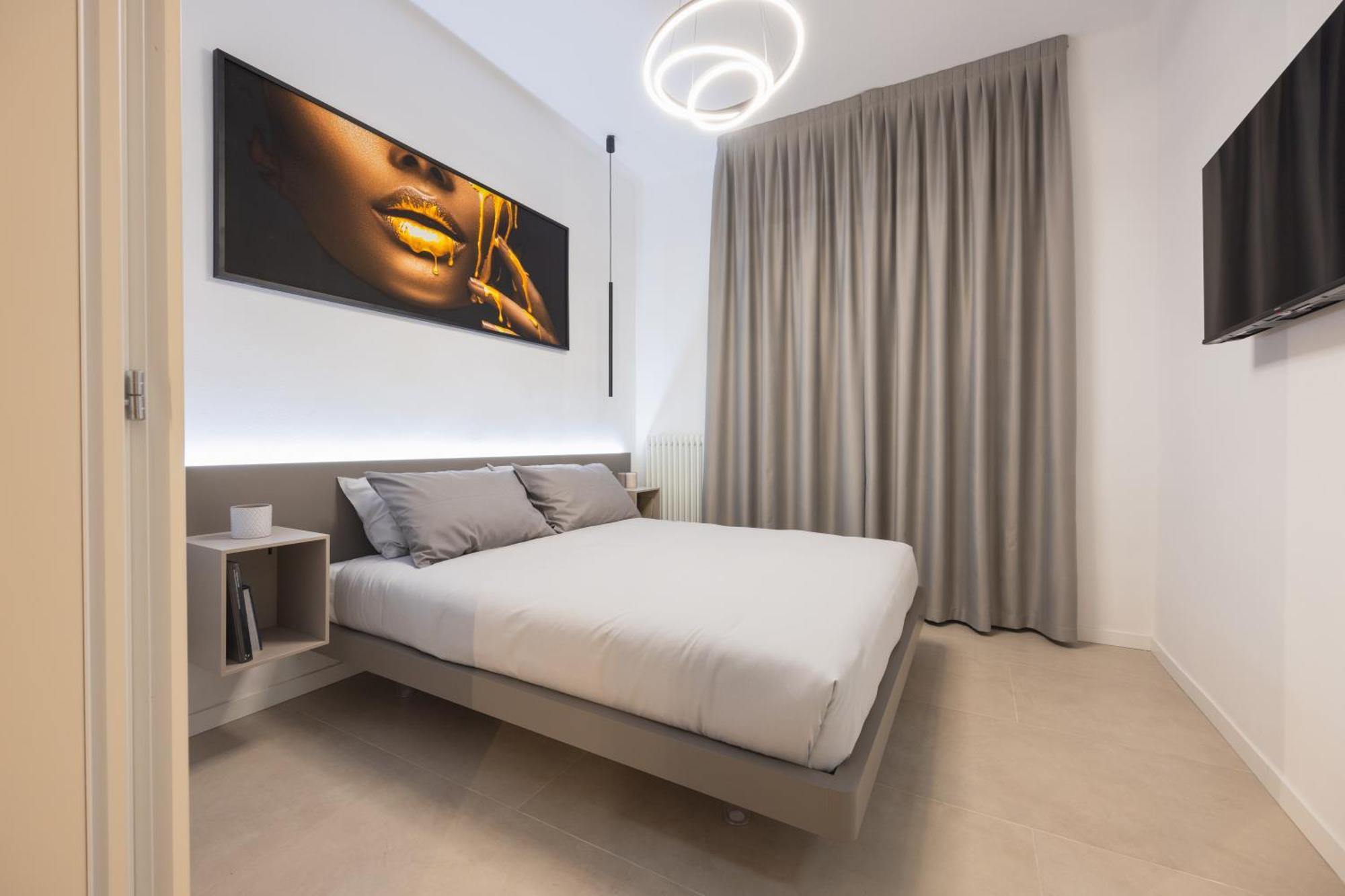 Luxury Station *