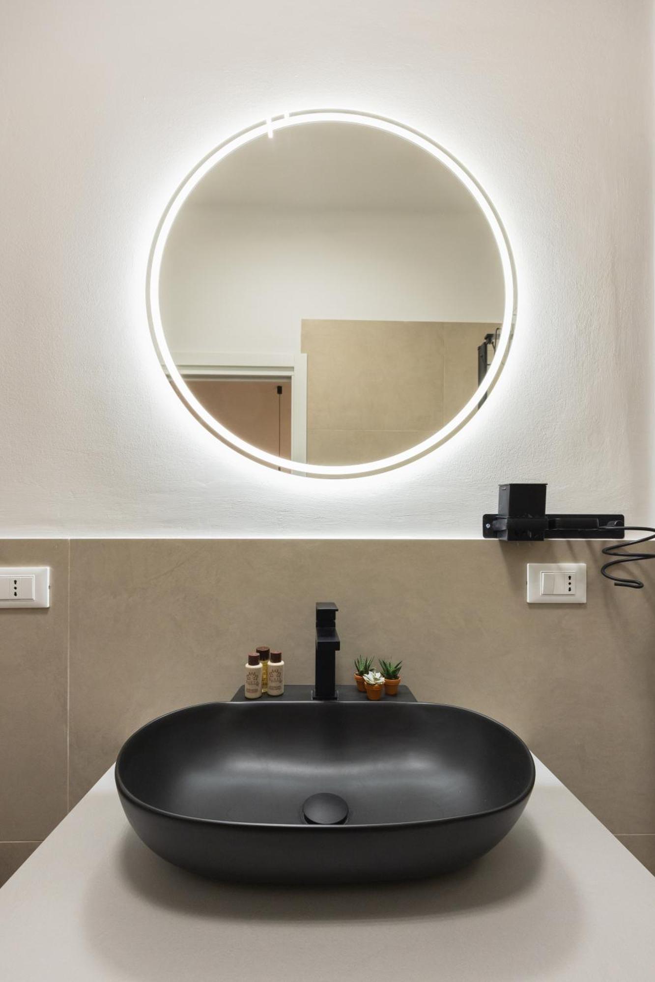 Luxury Station * Bologna