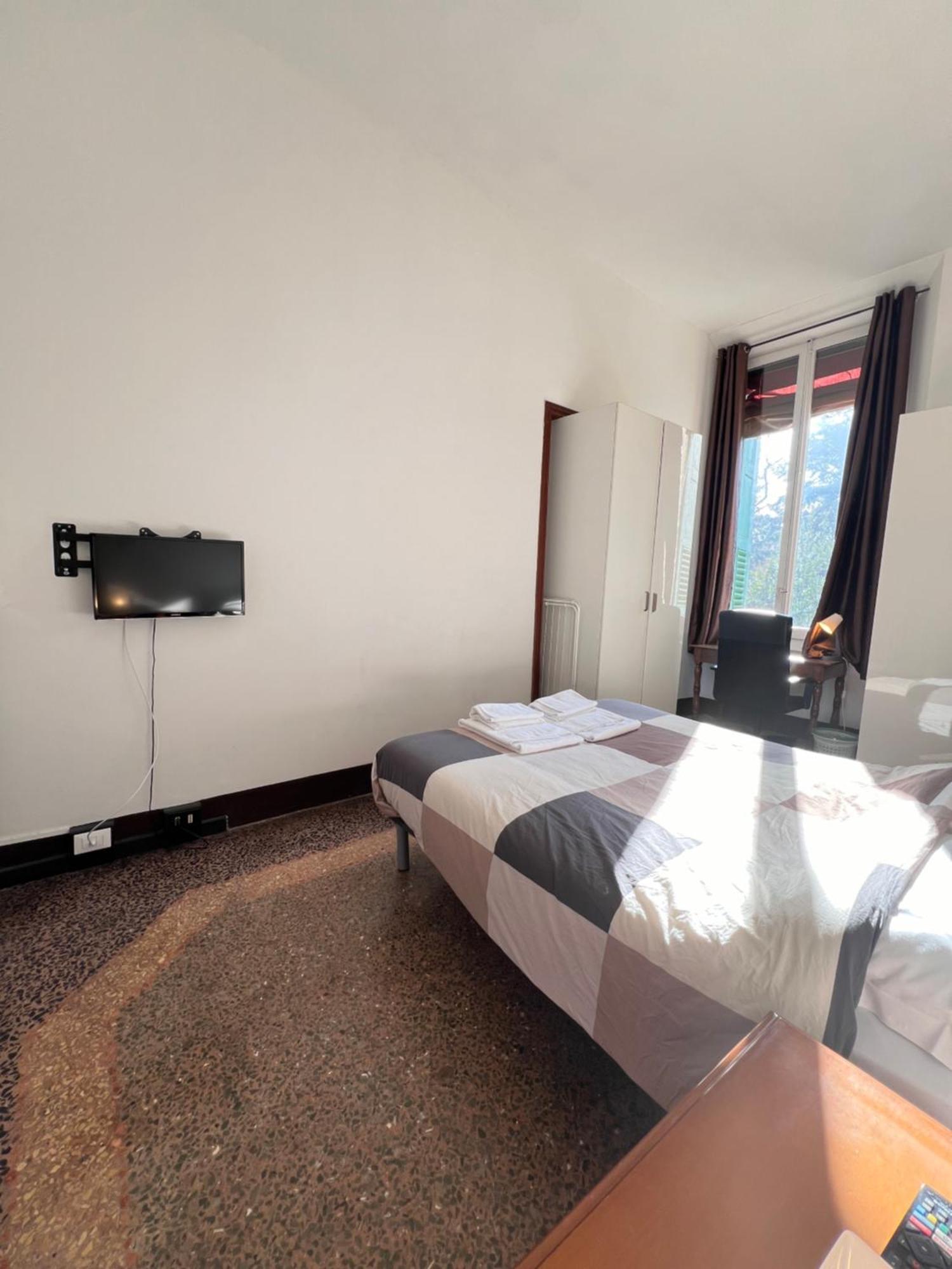 Bed and breakfast Tata Homes Bolonia