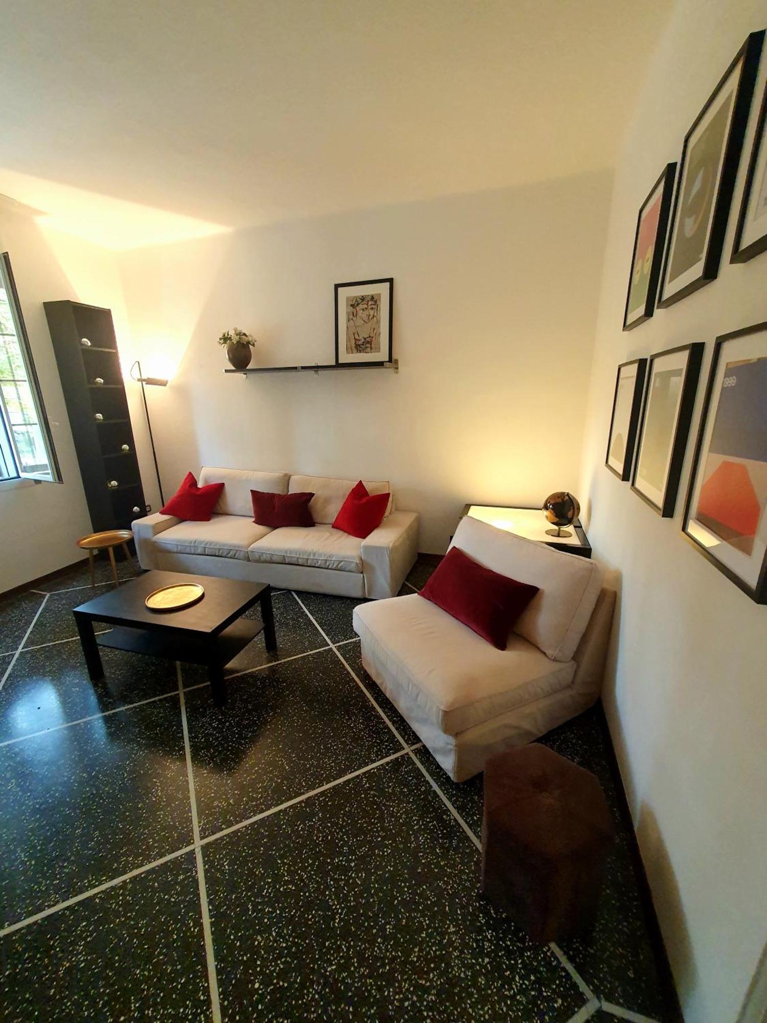 Spacious Three-room In Saragozza Apartment *