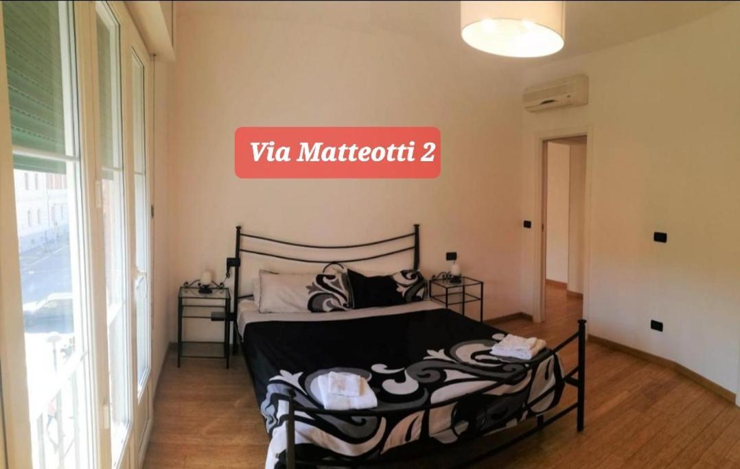 Via Matteotti & Via Carracci Apartamento