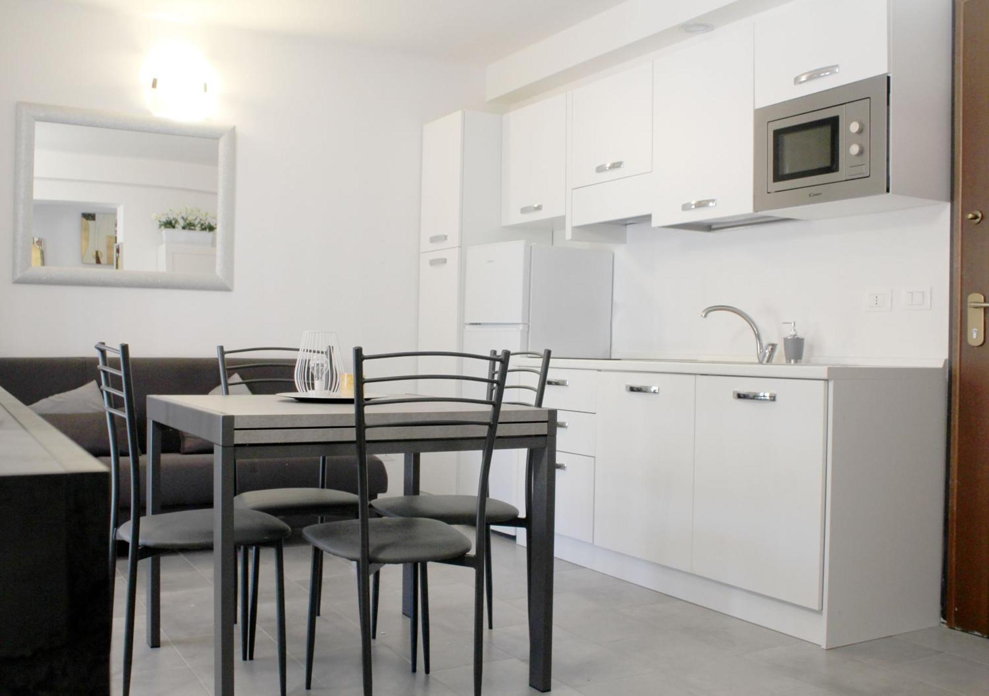 Sky Loft Airport - Modern Apt 1st Floor Apartamento Bolonha
