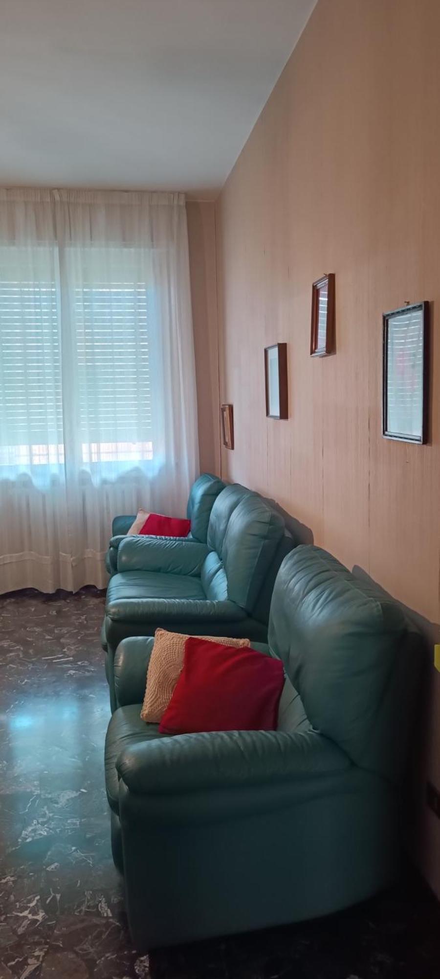 Acomodação com café da manhã  Pratello 97 *