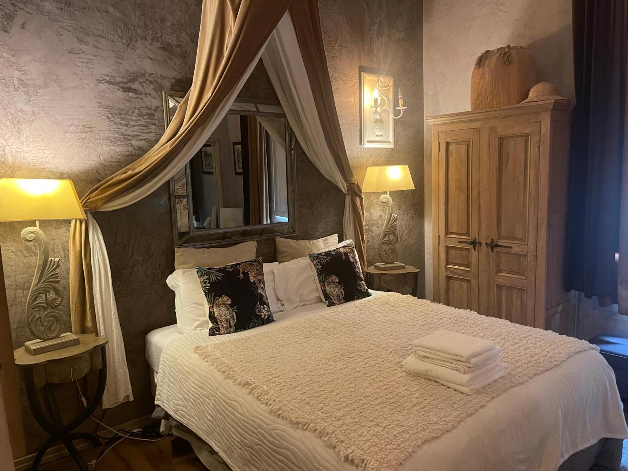 Bed and breakfast Les De Amelie 3*