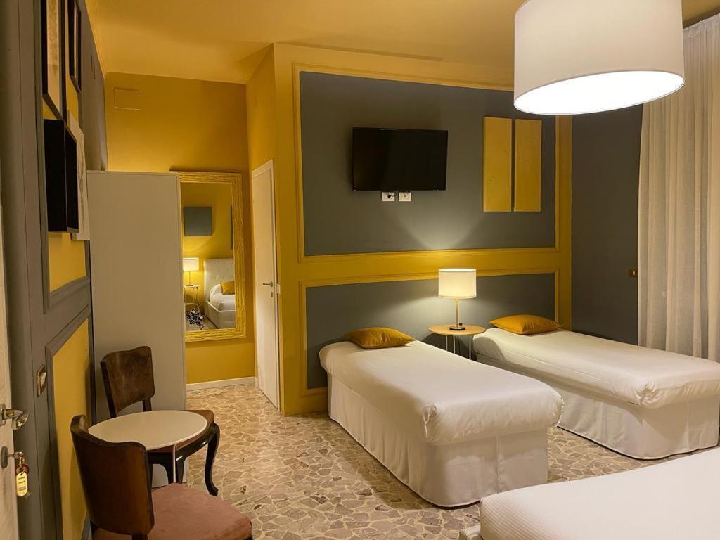 Central Suite Bed&Breakfast Couette-café *