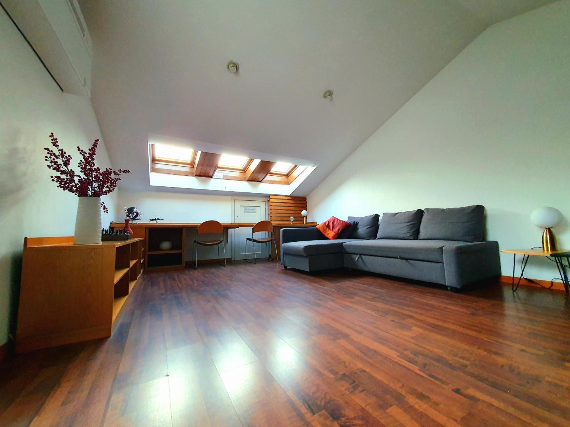 Bright With Attic Apartment Bologna