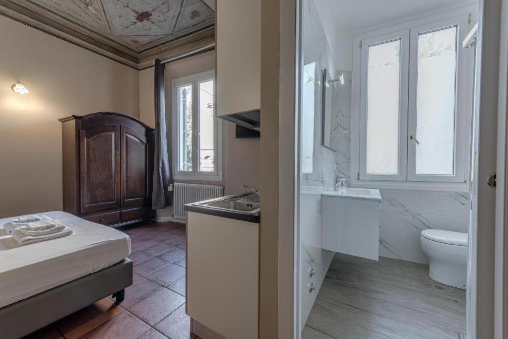 Guest house Due Torri - Bedinbolognacentro Bologna
