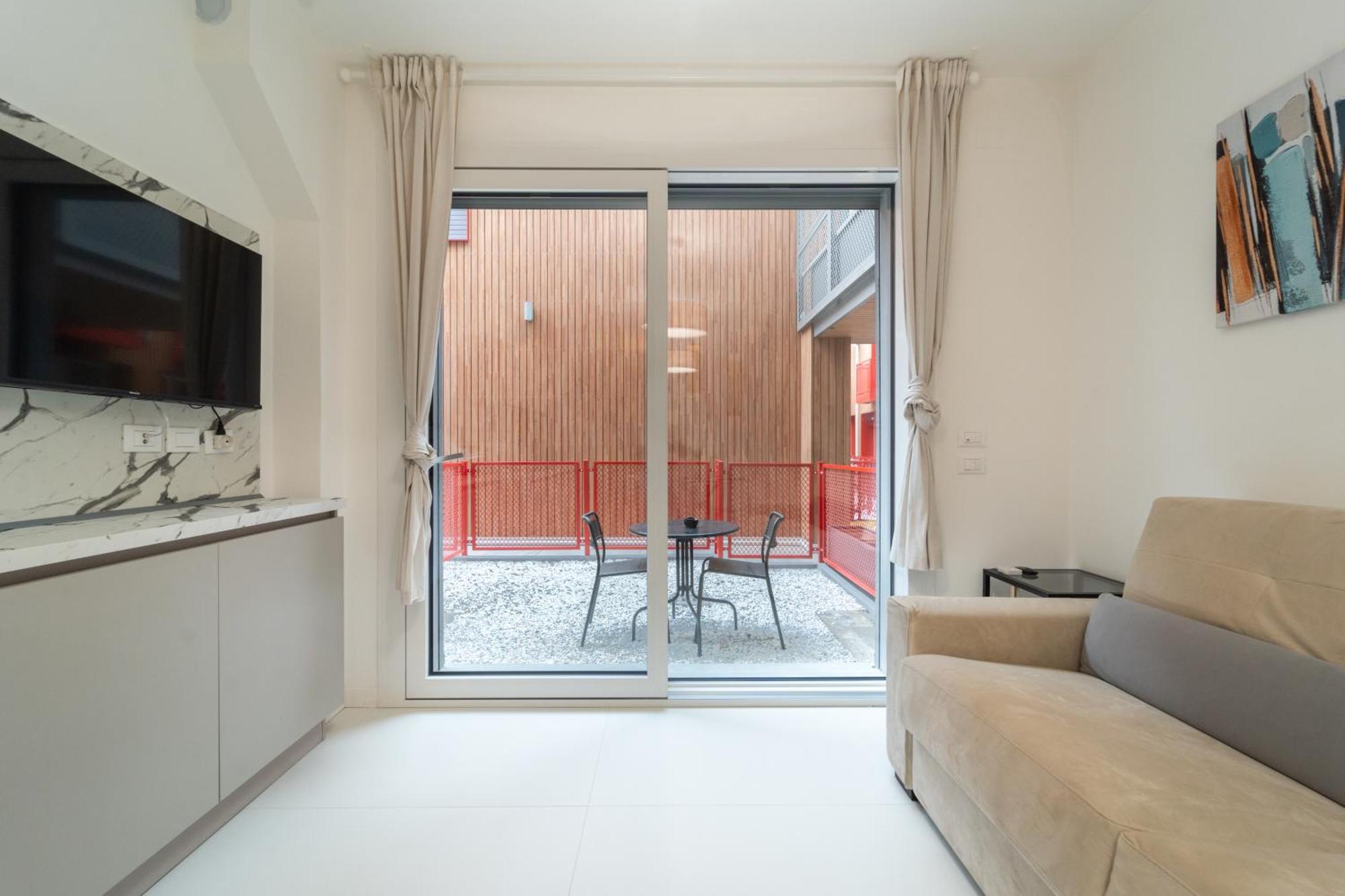 Homeby, Mascarella Patio Apartment Bologna