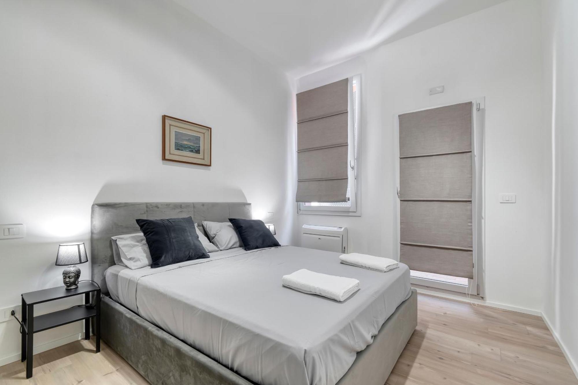 Lejlighed Carbonara Palace 2 - Luxury Comfort Under Medieval Towers *