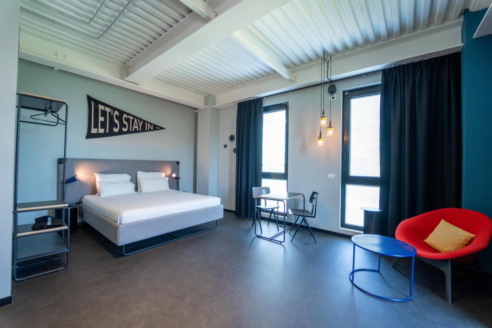 Hotel The Social Hub 4*