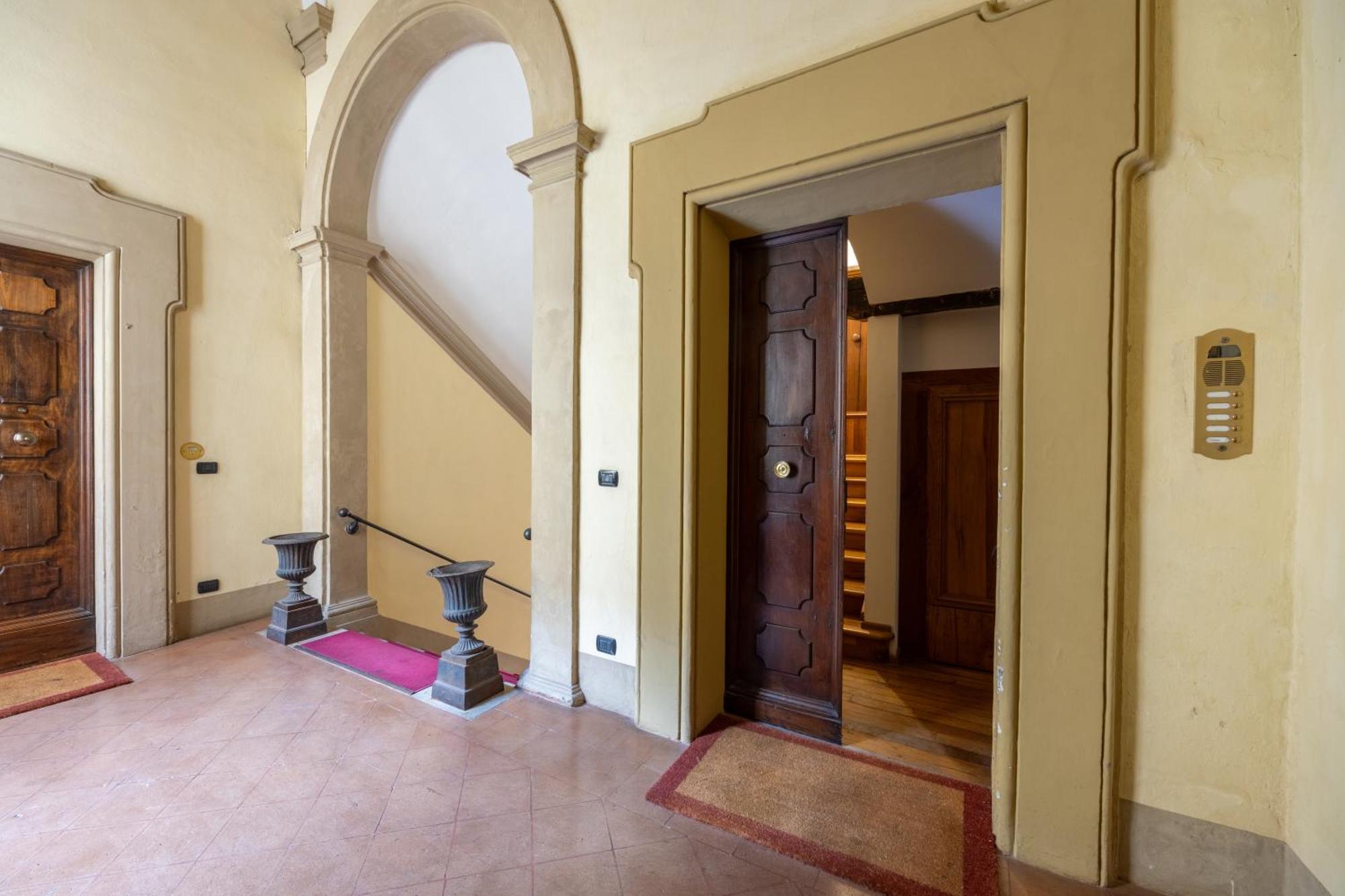 Dimora De' Poeti - 250 Square Meters Attic With Jacuzzi Appartamento
