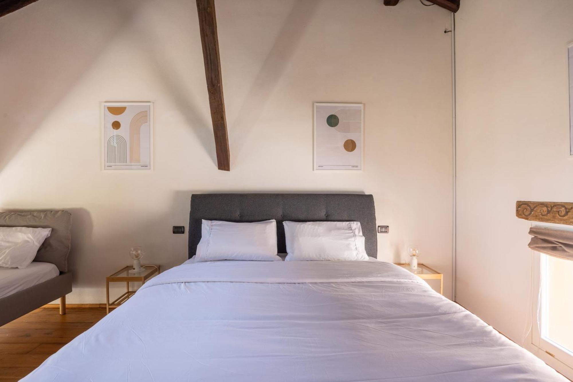 Appartamento Dimora De' Poeti - 250 Square Meters Attic With Jacuzzi Bologna
