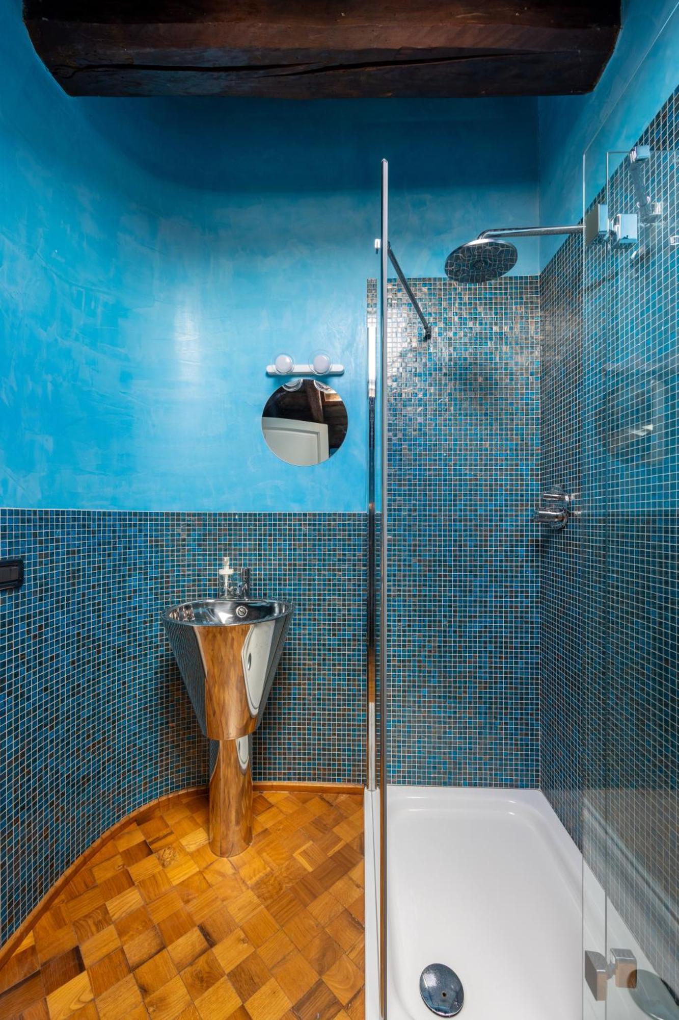 Dimora De' Poeti - 250 Square Meters Attic With Jacuzzi Appartamento Bologna