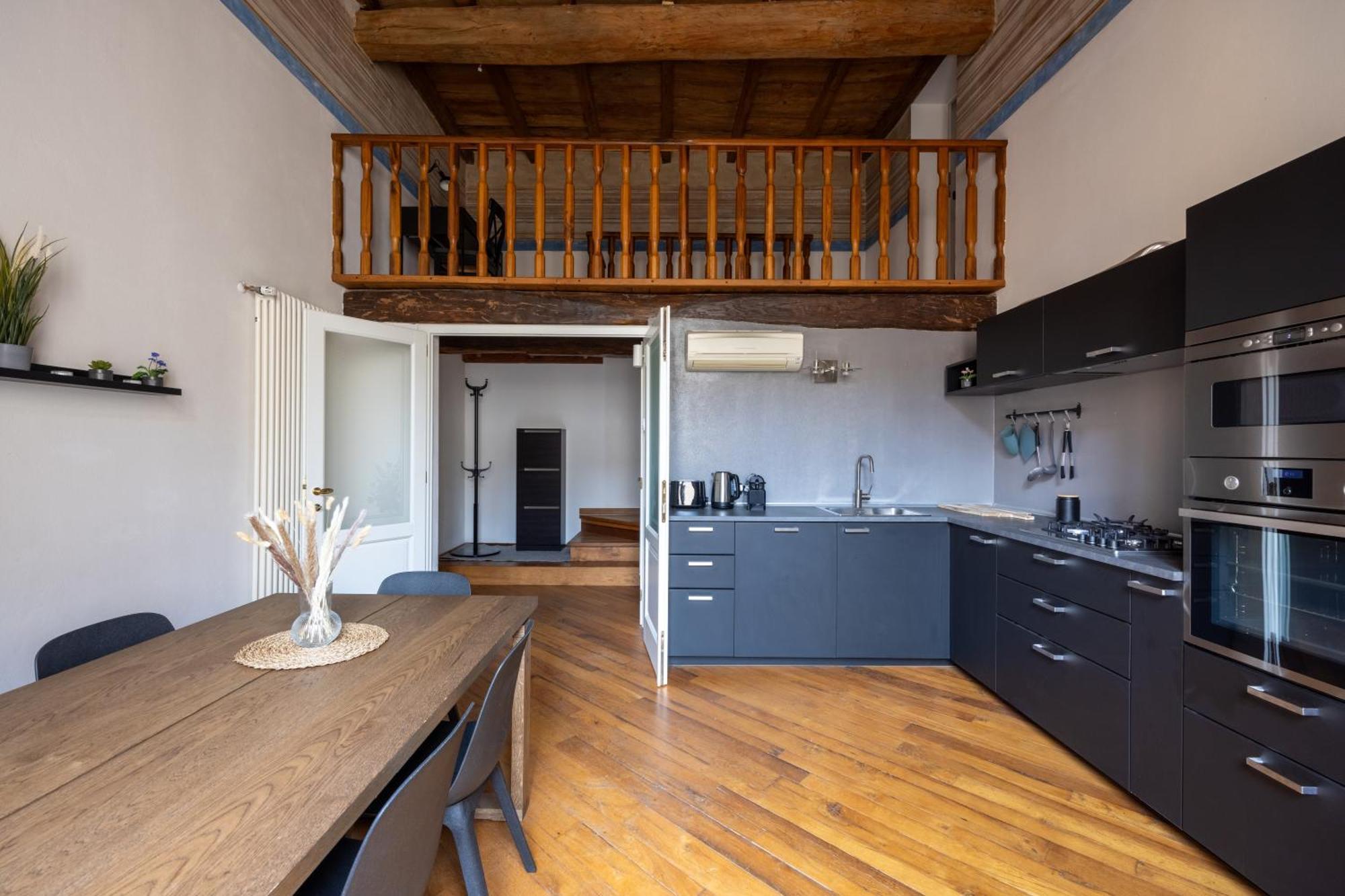 Appartamento Dimora De' Poeti - 250 Square Meters Attic With Jacuzzi Bologna