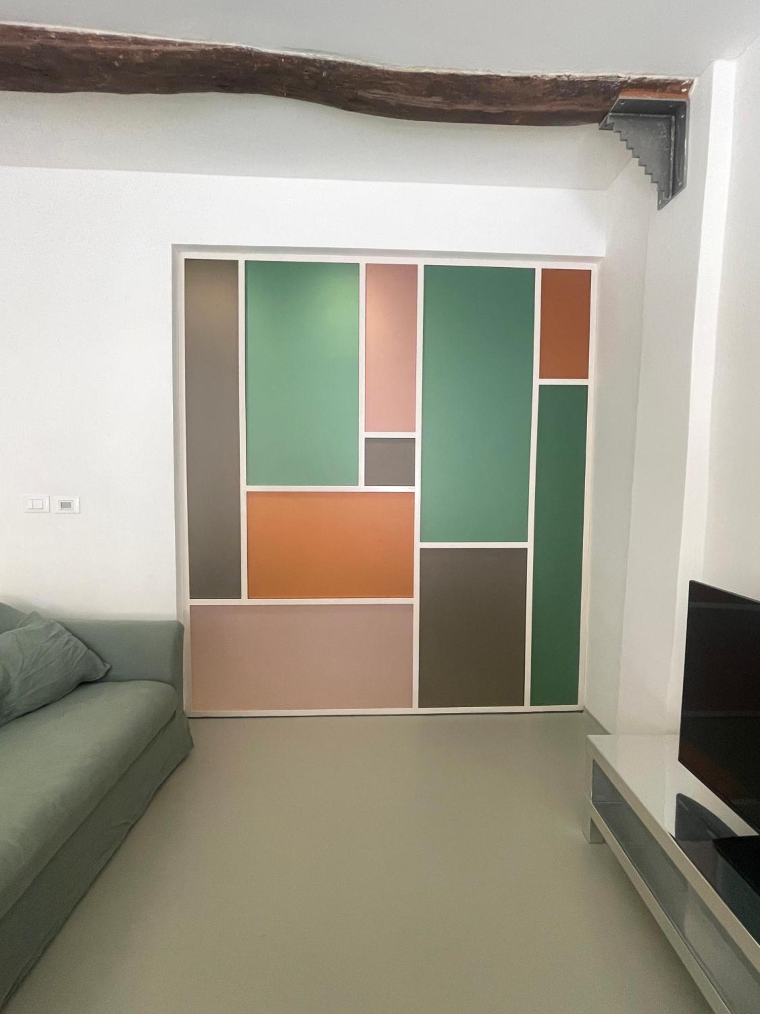 Casa Mondrian - Ambrogio Host *