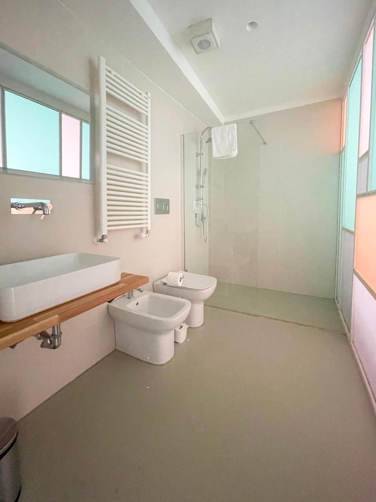 Casa Mondrian - Ambrogio Host