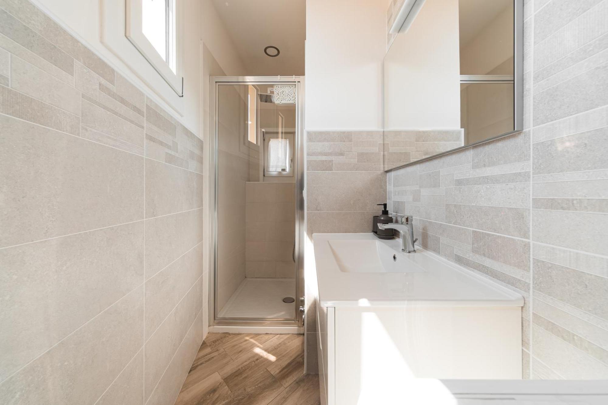 Carracci House - Free Parking - Station - Center E Fiera Apartamento Bolonia