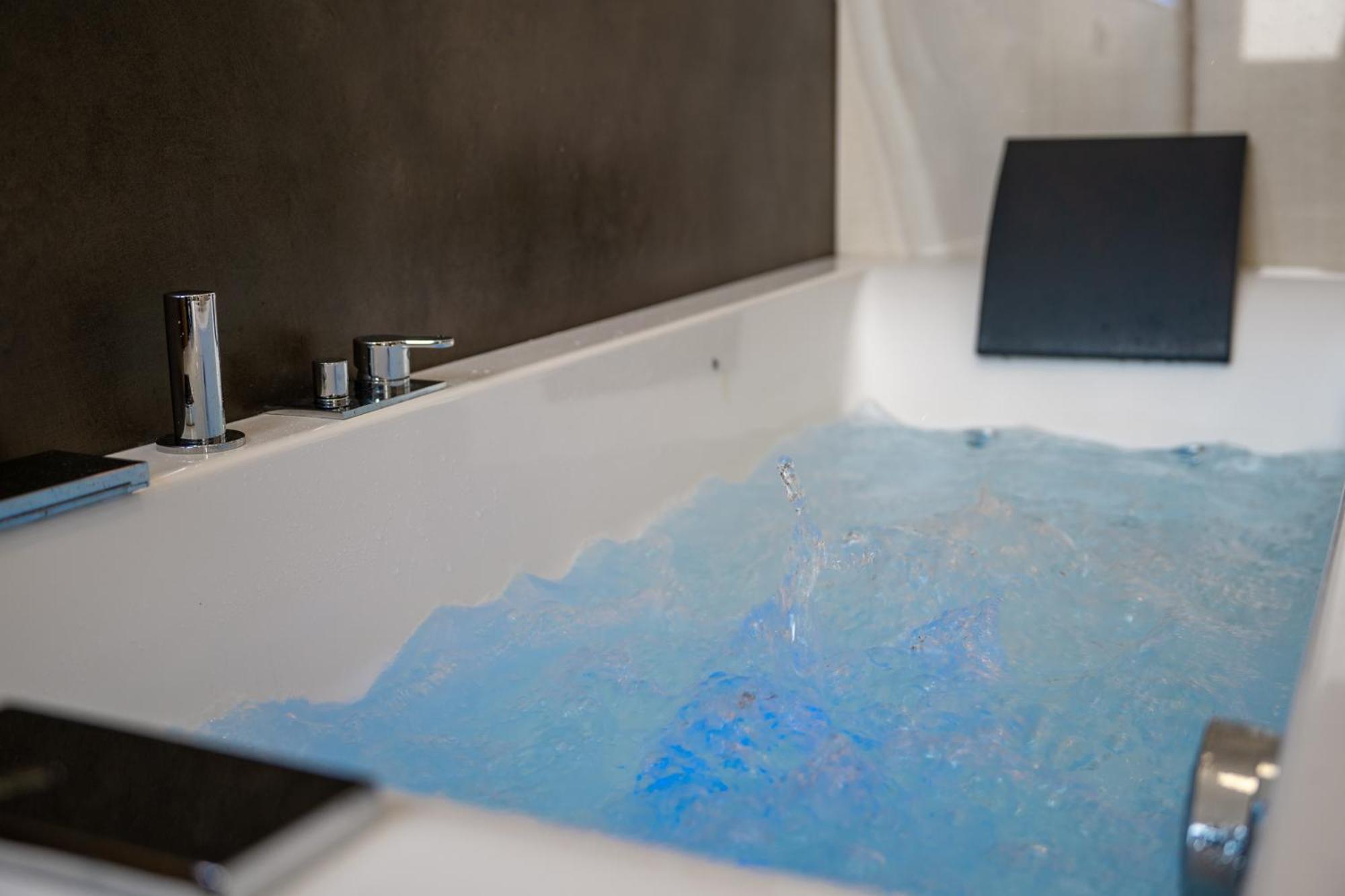 Via Indipendenza - Attico Di Lusso Con Piscina Appartement