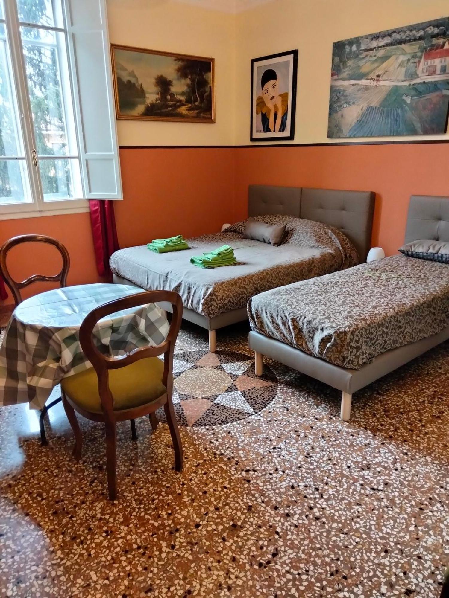 Bed & Breakfast Due Torri 5 Bologna
