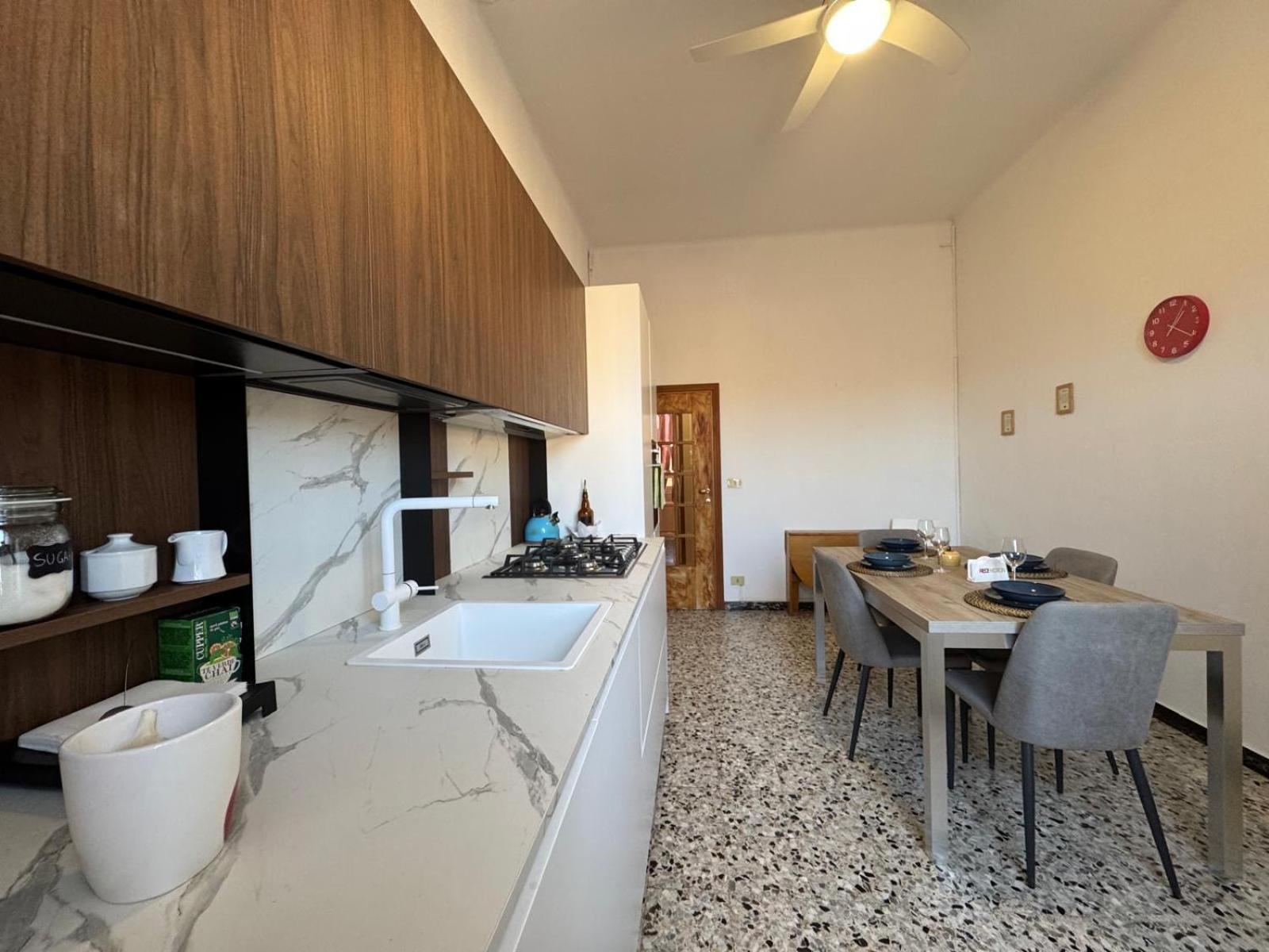Station-fiera Apartment-free Parking * Bologne