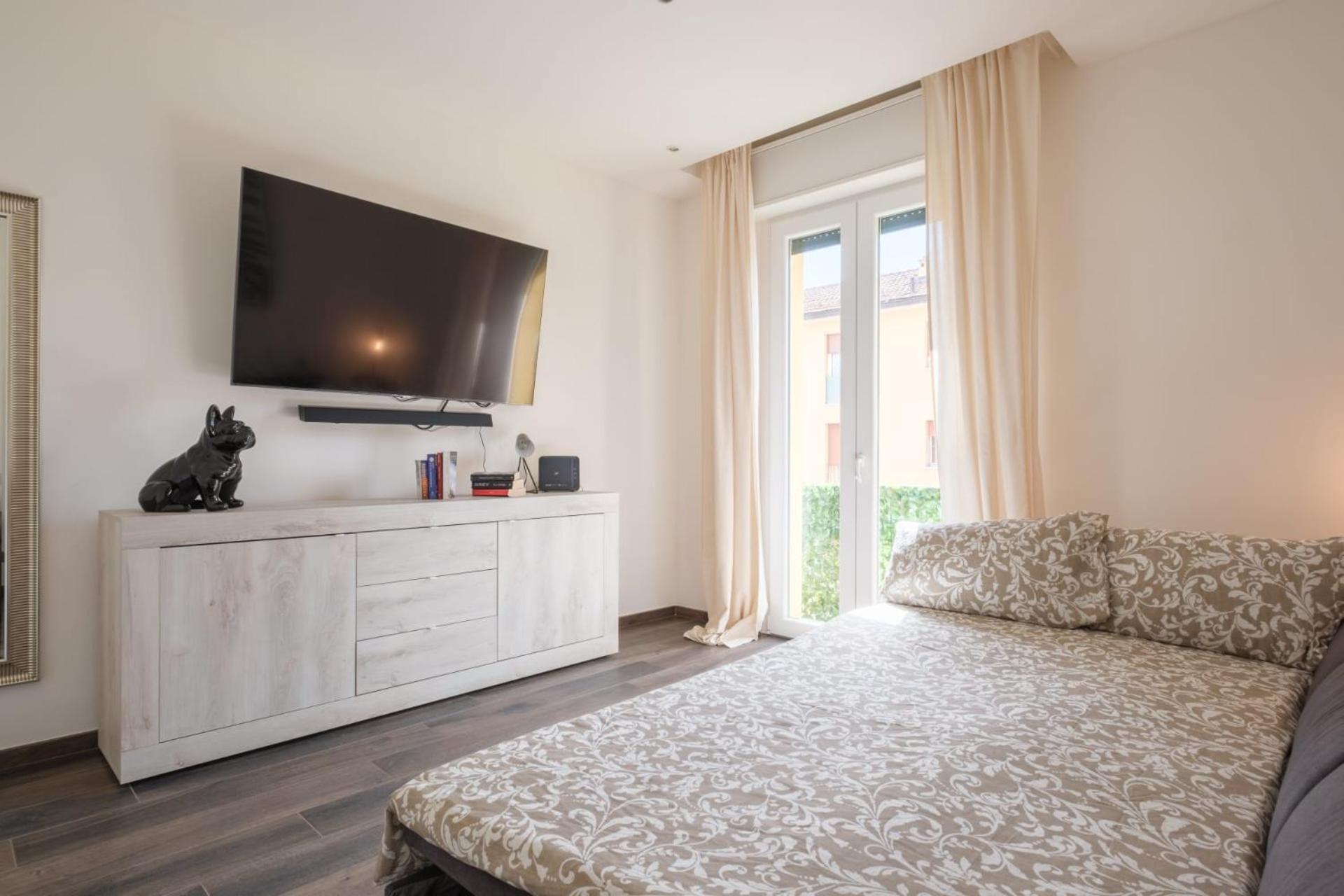 Couette-café Interno20 *