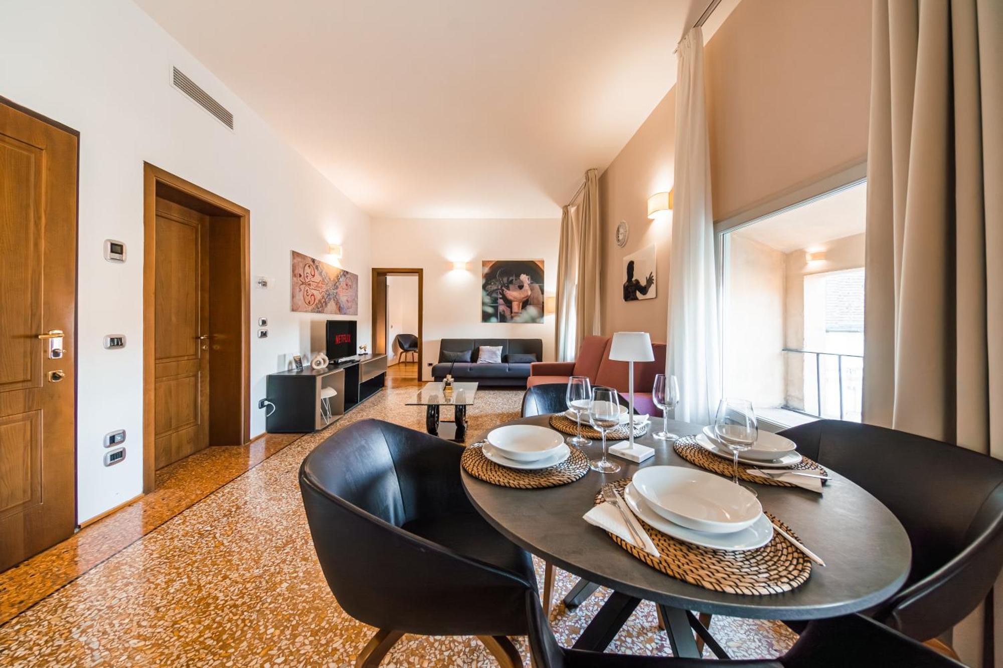 Apartamento Immobo Arcadian - Piazza Maggiore View Bolonha