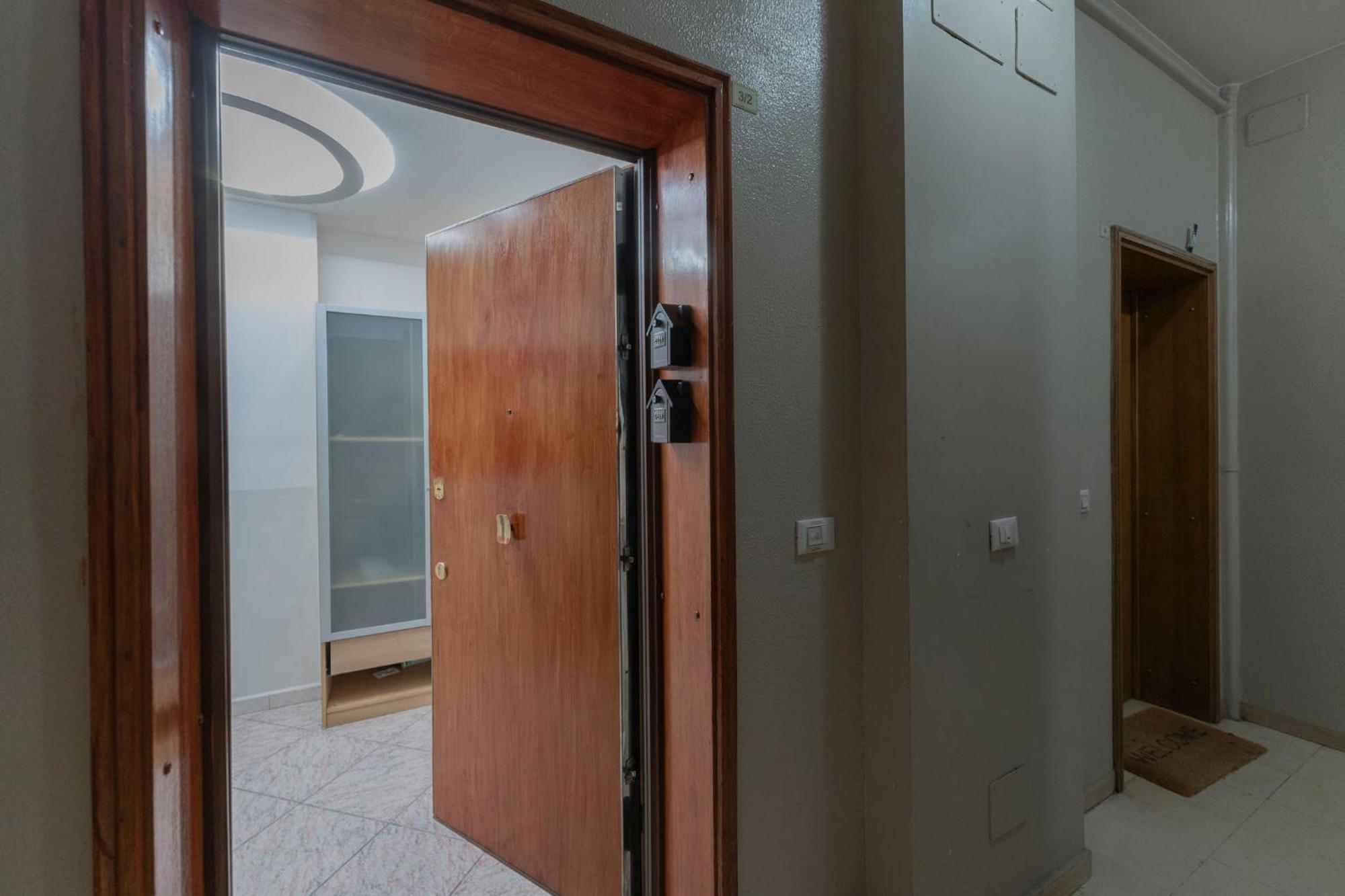 Aparthotel Fioravanti - San Luca & Genesis House, A Pochi Passi Dalla Stazione, Vicino Al Cuore Di *