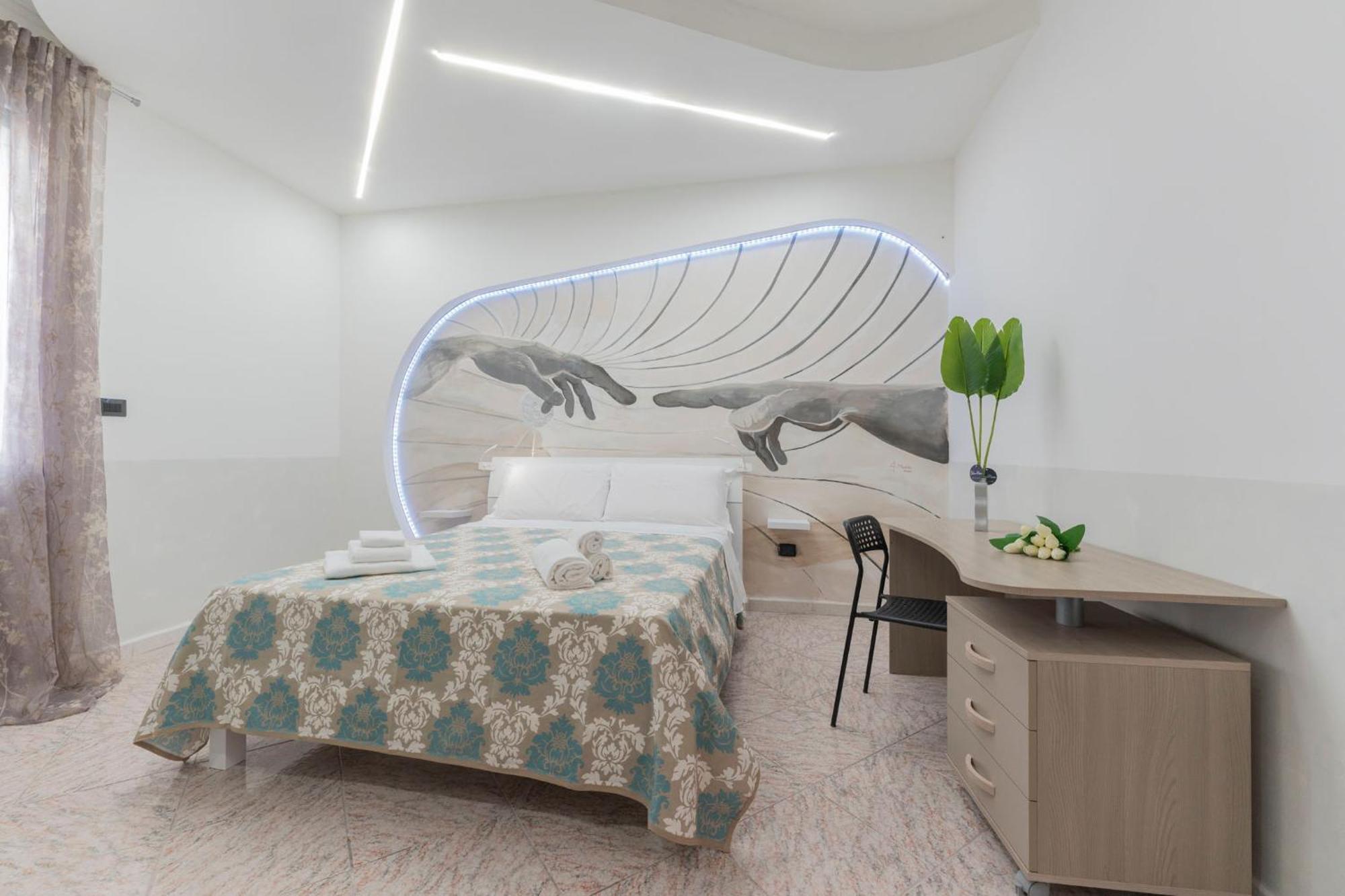 Fioravanti - San Luca & Genesis House, A Pochi Passi Dalla Stazione, Vicino Al Cuore Di Aparthotel