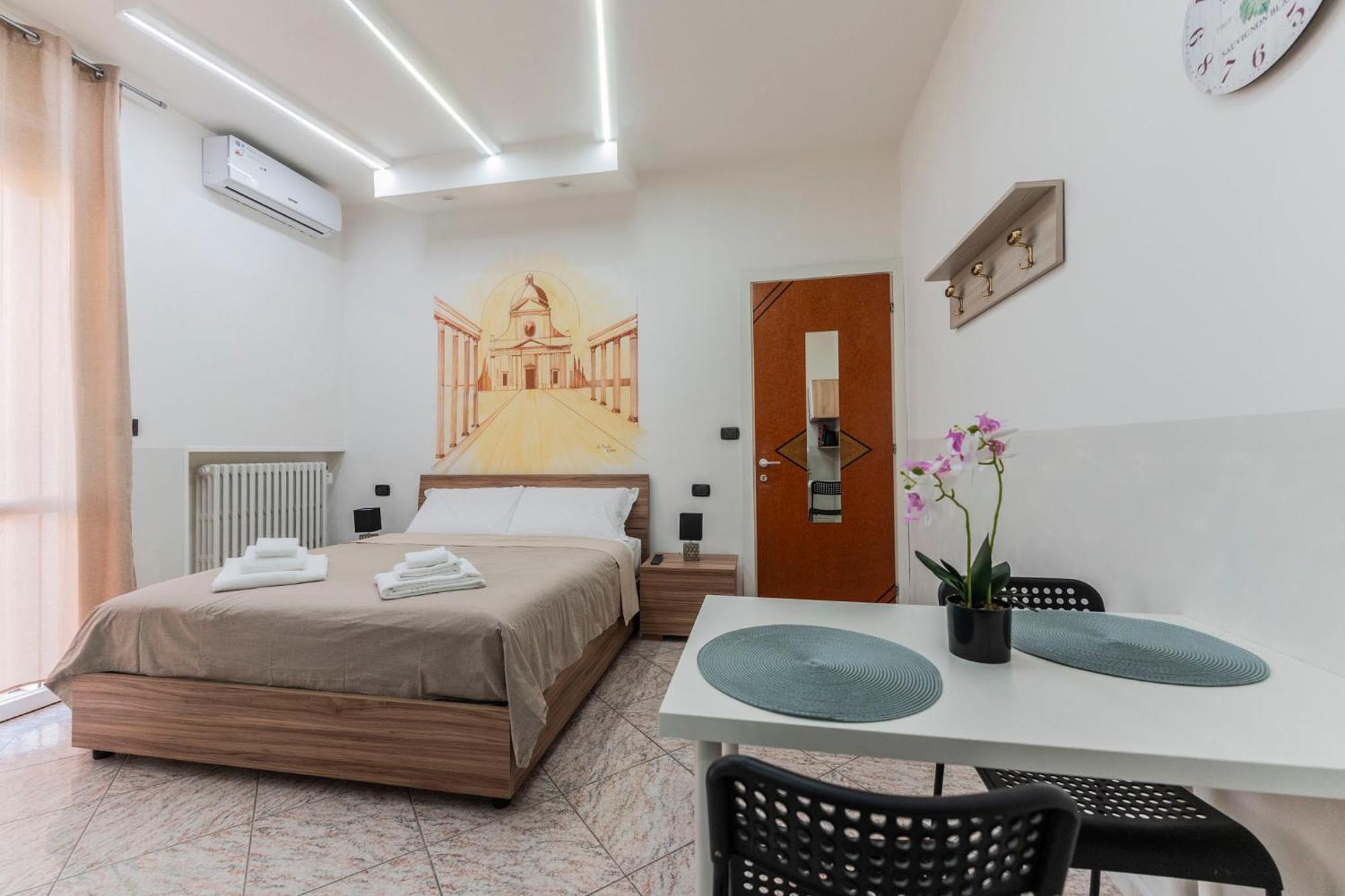 Aparthotel Fioravanti - San Luca & Genesis House, A Pochi Passi Dalla Stazione, Vicino Al Cuore Di Bologna