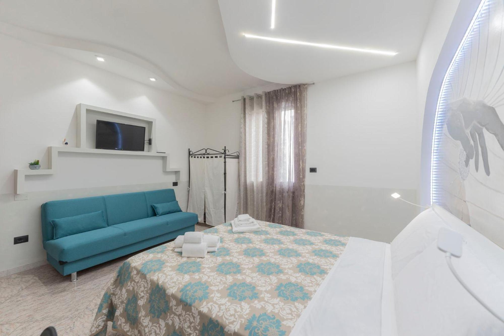 Aparthotel Fioravanti - San Luca & Genesis House, A Pochi Passi Dalla Stazione, Vicino Al Cuore Di *