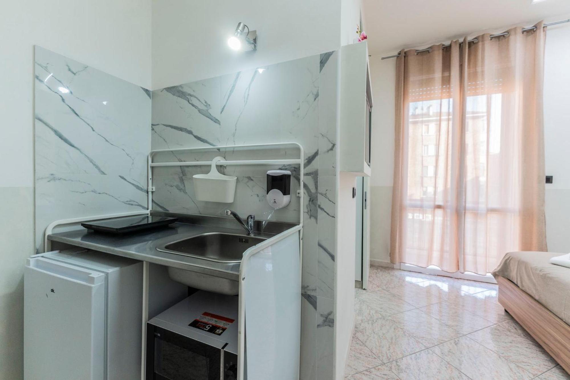 Fioravanti - San Luca & Genesis House, A Pochi Passi Dalla Stazione, Vicino Al Cuore Di Aparthotel