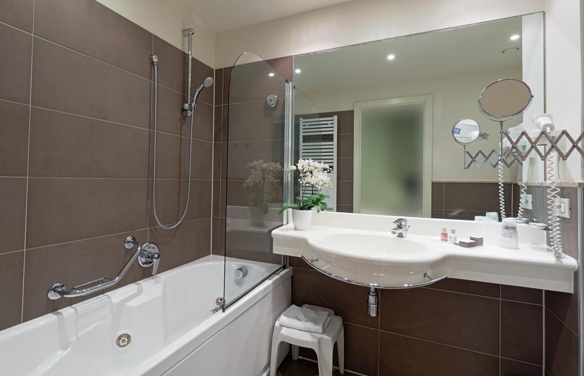 Savoia Regency Hotel